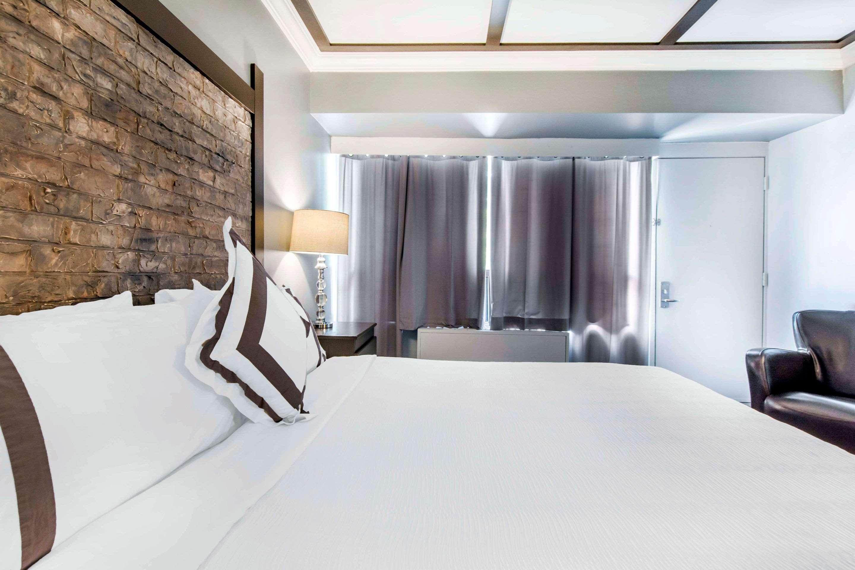 ทราเวลลอดจ์ บาย วินด์แฮม ทรอยส์ - ริวิเยร์ส Hotel ทรัวส์-ริวิแยร์ ภายนอก รูปภาพ