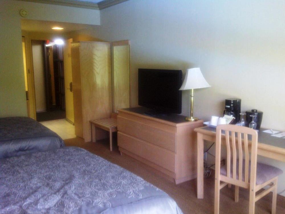 ทราเวลลอดจ์ บาย วินด์แฮม ทรอยส์ - ริวิเยร์ส Hotel ทรัวส์-ริวิแยร์ ห้อง รูปภาพ
